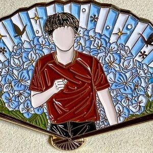 Wang Chu Qin Enamel Pin – Floral Fan Design – Table Tennis Art Pin - Light Color